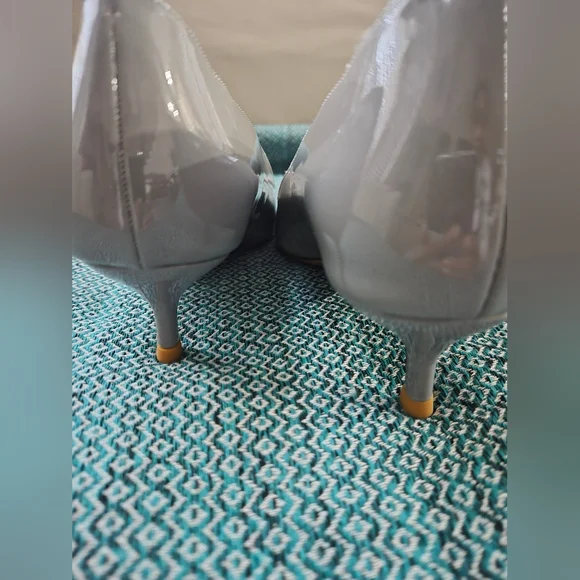 Gray V Logo Patent Leather Kitten Heels